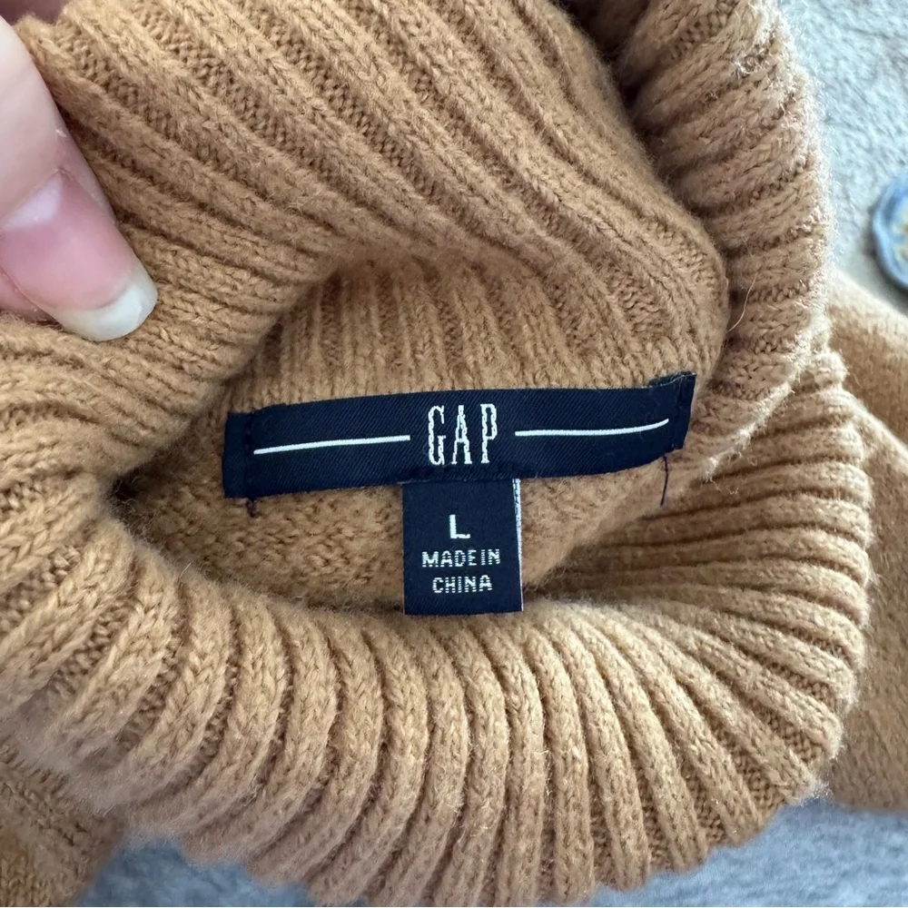 Gap Wool Blend Turtleneck Sweater Women’s Large Tan Knit Woven Classic Cozy